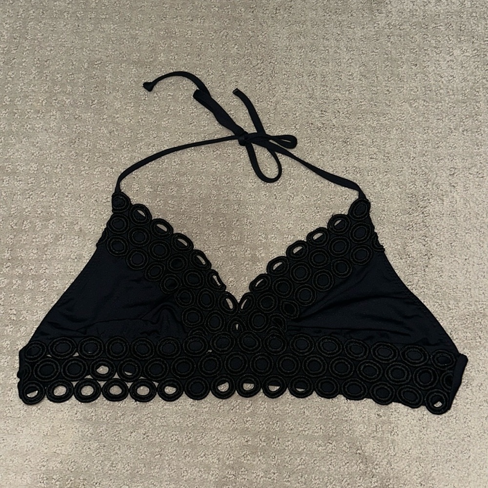Becca swim top size large